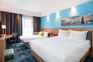 Отель Hampton By Hilton Lublin Люблин Номер с кроватью размера «queen-size»-3