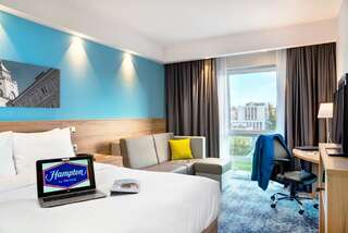 Отель Hampton By Hilton Lublin Люблин Номер с кроватью размера «queen-size»-4